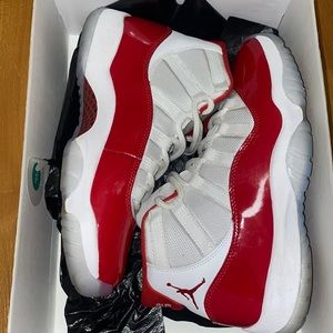 Men cherry Reto 11s